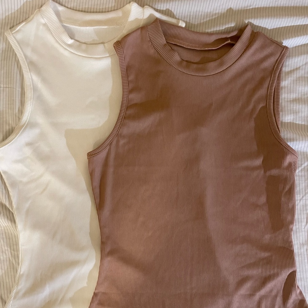 SHEIN Bundle x2 sleeveless bodysuit